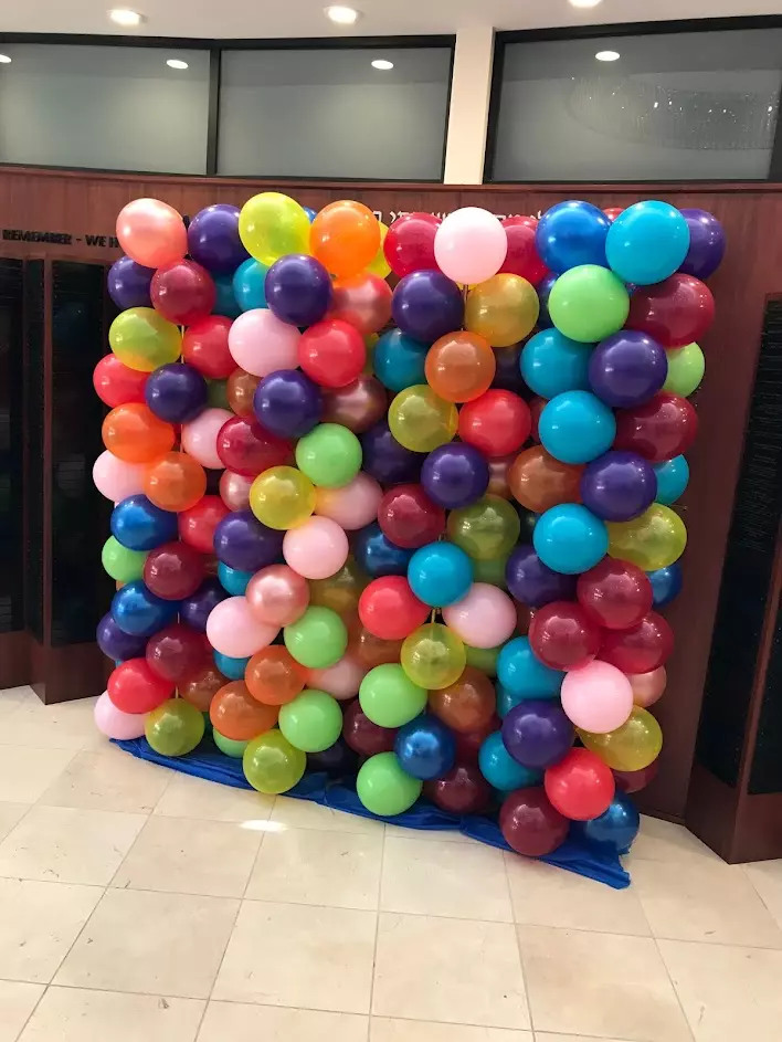 Wall_balloon (9)