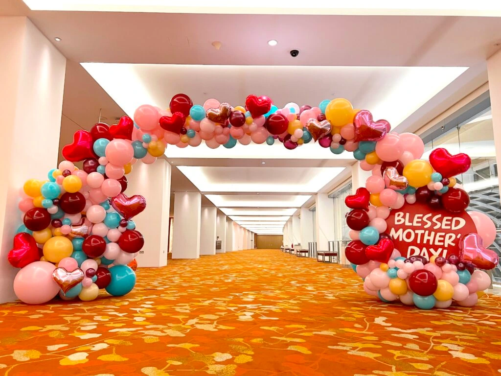 Mother-Day-Balloon-Arch-Decoration-1024x768
