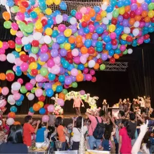 party balloon drop